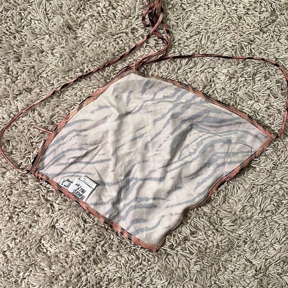 Princess Polly Eye of the Tiger Scarf Top - Picture 6 of 6